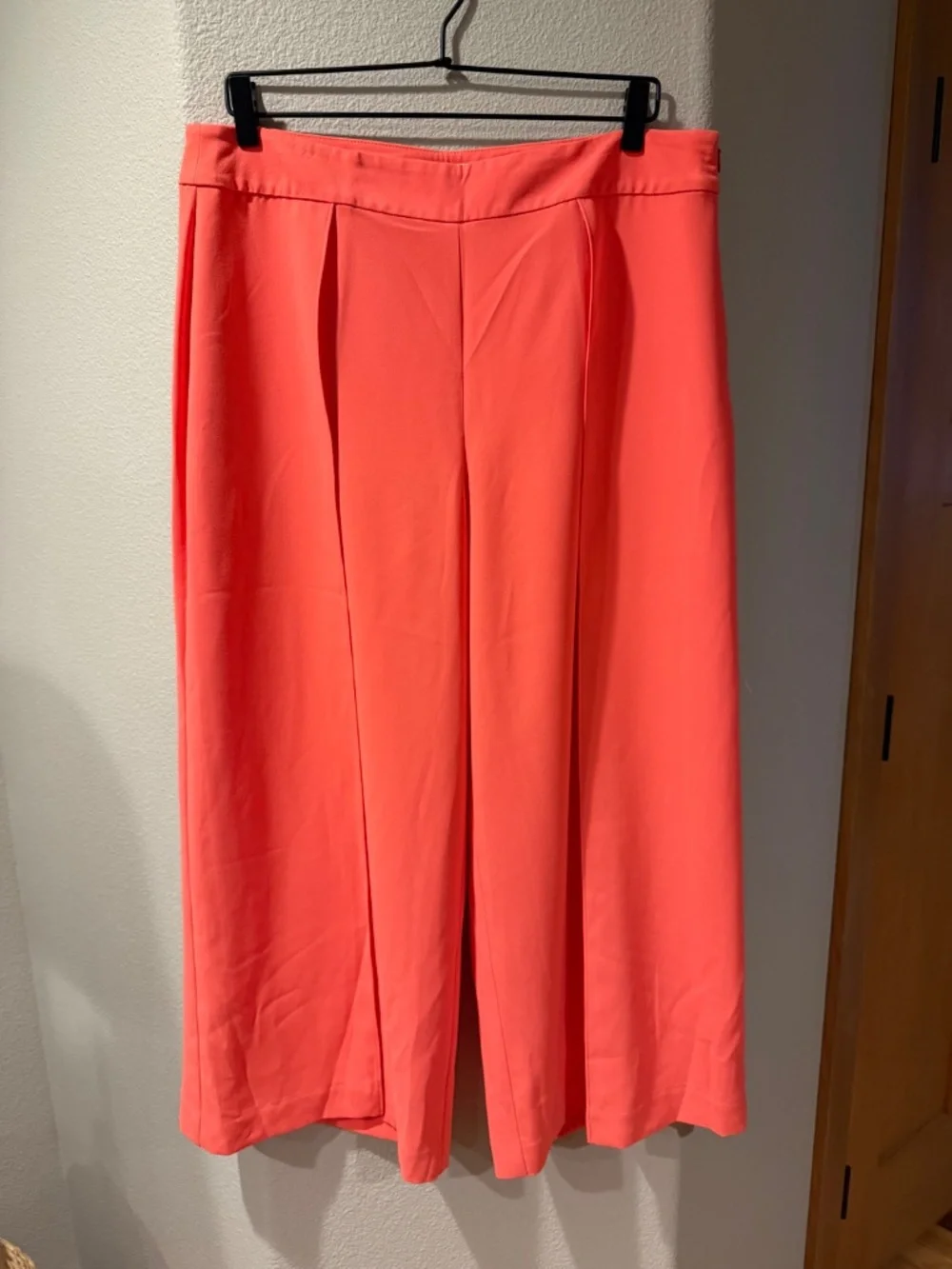 Trina Turk Esplande Wide Leg Cropped Crepe Pant Coral Size 12 NWT